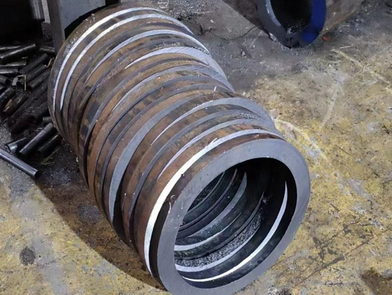 翠峦30CrMo无缝钢管切割