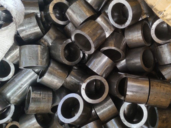 翠峦无缝钢管切割